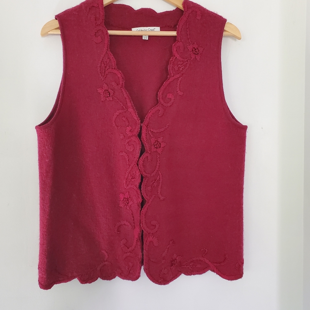 Burgundy 100% Wool Embroidery Vest L Scallop Edges Hidden Closure Boho CabinCore